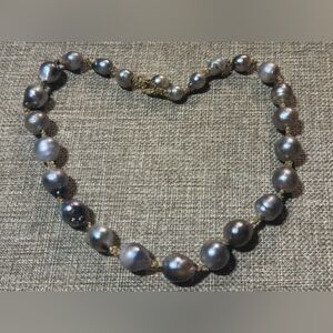 Lustrous Gray Pearl Necklace